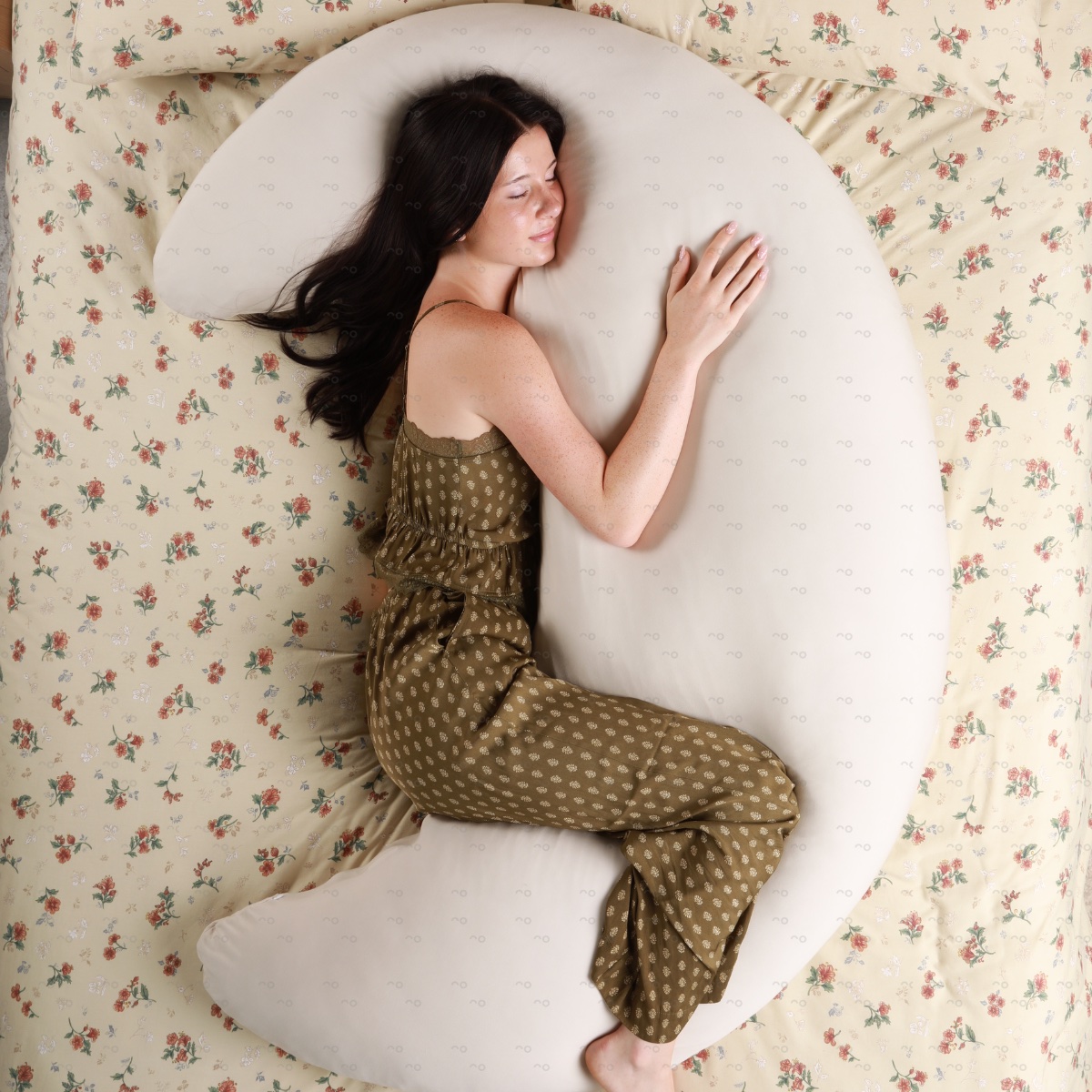 MoonSpoon in the big spoon position